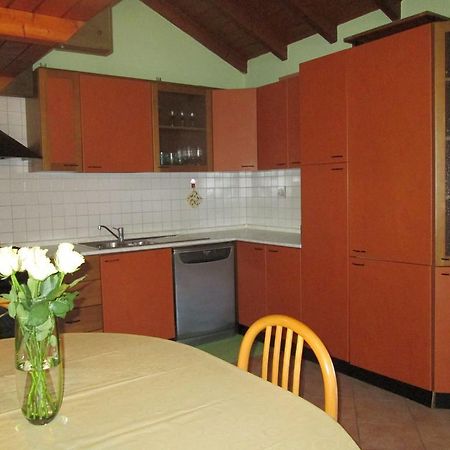 Brissago-Valtravaglia La Casa Del Borgo Bed & Breakfast エクステリア 写真