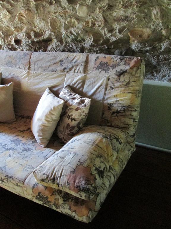 Brissago-Valtravaglia La Casa Del Borgo Bed & Breakfast エクステリア 写真